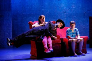 https://musicaltheatrereview.com/wp-content/uploads/2013/10/TheLanding-Julia-Murney-David-Hyde-Pierce-and-Frankie-Seratch.jpg