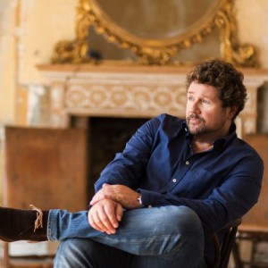 Michael Ball relaxes at video shoot